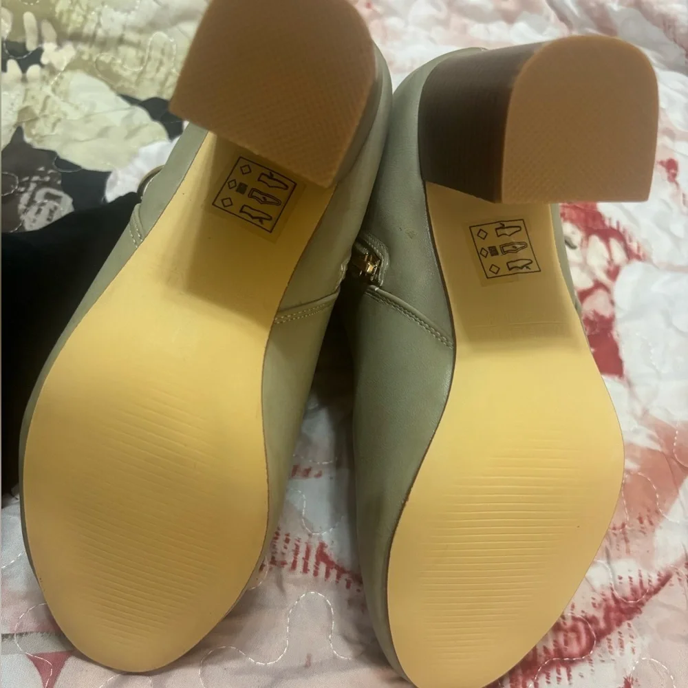 Carol Ankle Bootie - taupe vegan leather - Picture 9 of 9